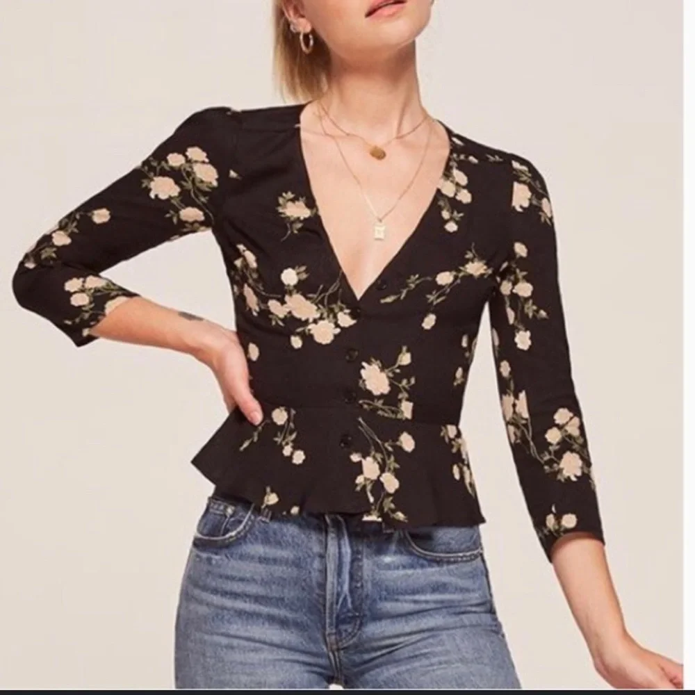 Reformation Benton Blouse - Picture 1 of 4